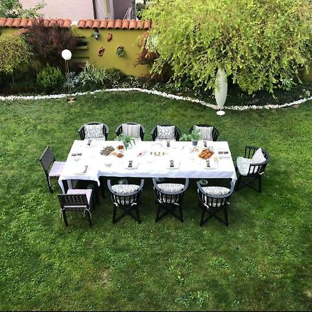 Lux Garden Home D كومانوفو المظهر الخارجي الصورة