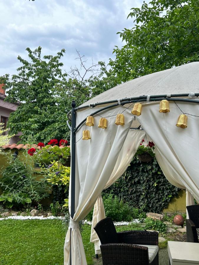 Lux Garden Home D كومانوفو المظهر الخارجي الصورة